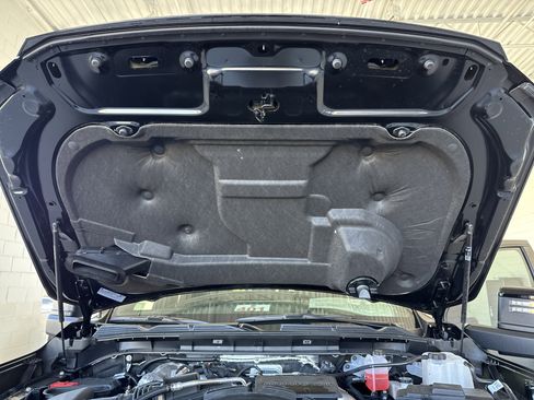 Used 2026 GMC Sierra 2500 AT4 w/ AT4 Premium Plus Package image 32