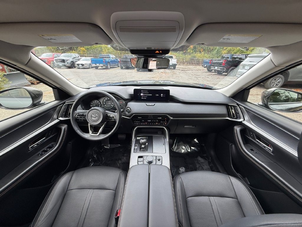 Used 2024 MAZDA CX-90 3.3 Turbo w/ Preferred Plus AWD/4WD image 23