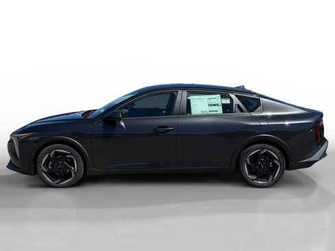 New 2026 Kia K4 EX image 2