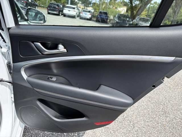 Used 2026 Genesis G70 2.5T RWD image 19