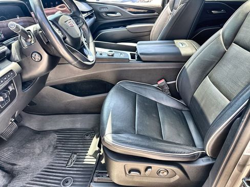 Used 2021 Cadillac Escalade ESV Sport w/ Driver Assist Tech Package AWD/4WD image 24