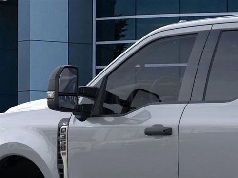 New 2026 Ford F350 XLT w/ 360-Degree Camera Package AWD/4WD image 49