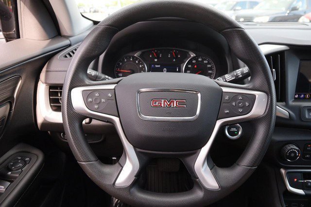 Used 2024 GMC Terrain SLE FWD image 10