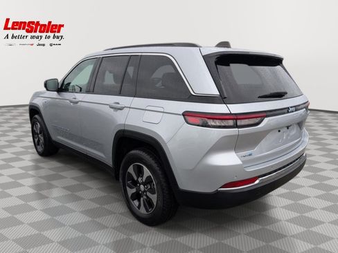 Used 2024 Jeep Grand Cherokee Limited 4xe AWD/4WD image 3