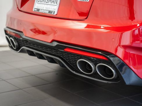 Used 2022 Kia Stinger GT2 AWD/4WD image 8
