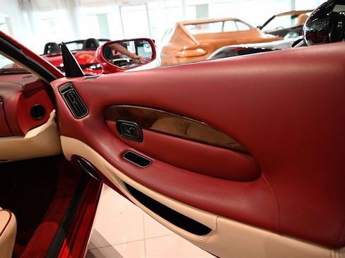 Used 1997 Aston Martin DB7 Volante image 13