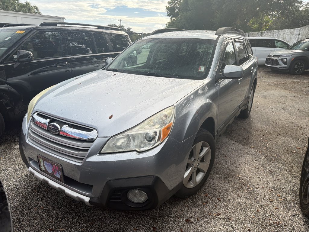Used 2014 Subaru Outback 2.5i Limited AWD/4WD image 3