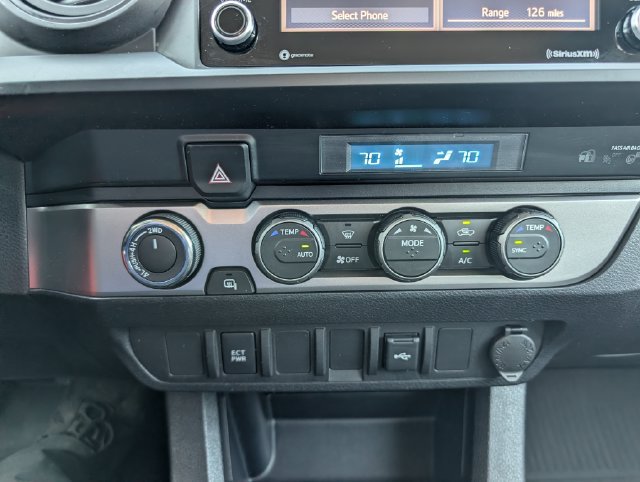 Used 2022 Toyota Tacoma SR AWD/4WD image 21