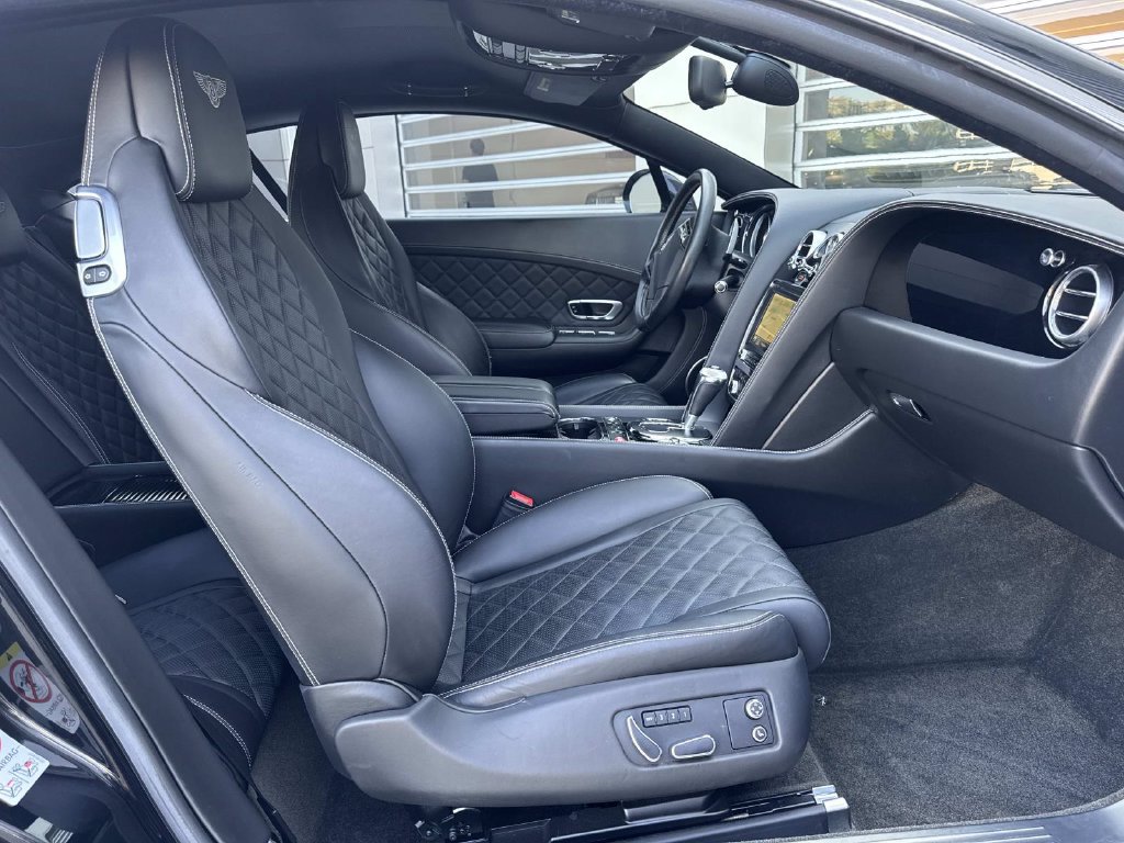 Used 2016 Bentley Continental GT AWD/4WD image 9