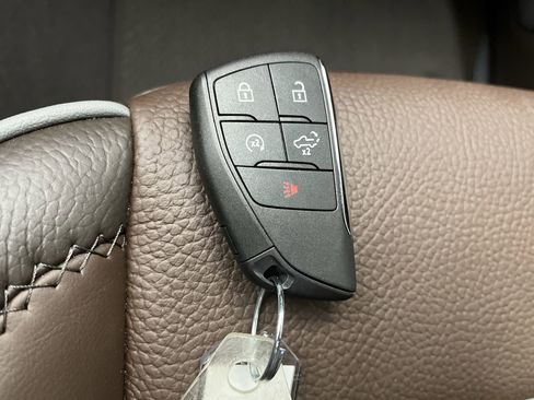 Used 2026 GMC Sierra 1500 Denali w/ Denali Reserve Package image 32