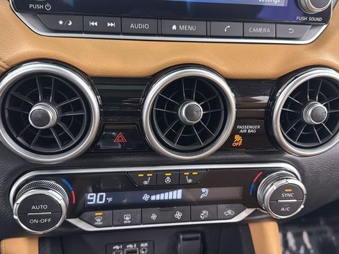 Used 2023 Nissan Sentra SV w/ SV Premium Package image 24