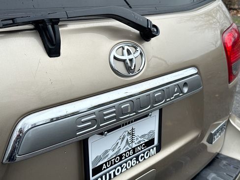 Used 2008 Toyota Sequoia Platinum image 42