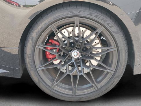 Used 2023 BMW M4 xDrive Competition AWD/4WD image 18