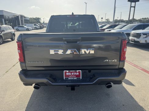 Used 2025 RAM 1500 Laramie w/ Sport Appearance Package AWD/4WD image 7