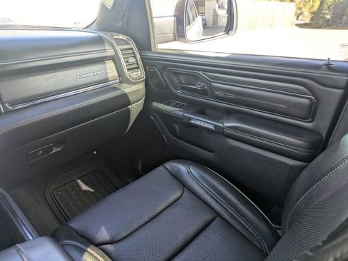 Used 2022 RAM 1500 Limited RWD image 17