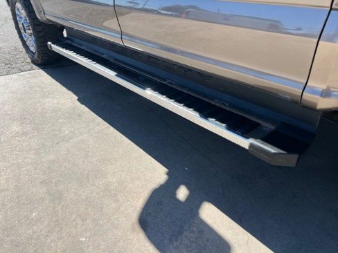 Used 2021 Ford F250 XLT w/ XLT Premium Package image 38