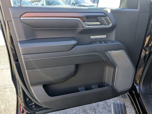 Used 2024 GMC Sierra 1500 Denali image 10