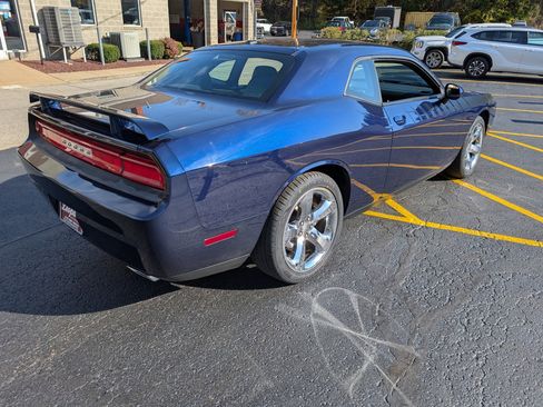 Used 2013 Dodge Challenger R/T Plus image 7