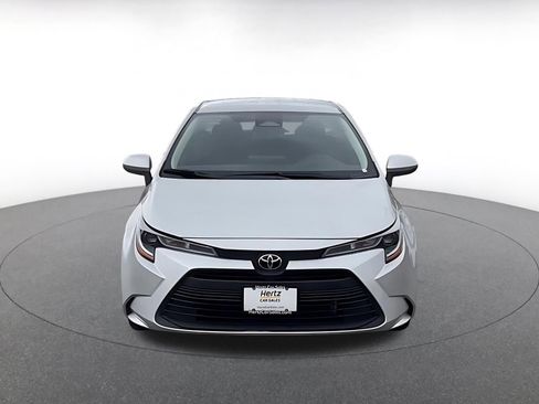 Used 2025 Toyota Corolla LE FWD image 3