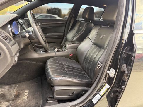 Used 2013 Chrysler 300 S image 13