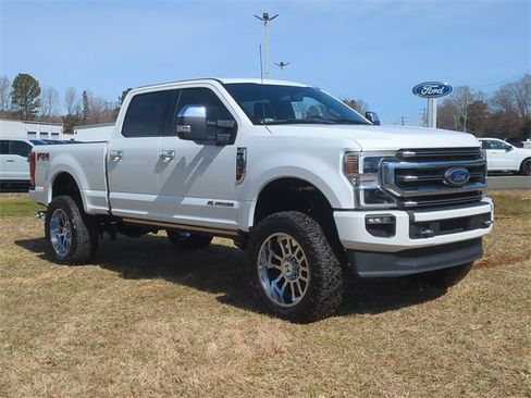 Used 2022 Ford F350 Platinum w/ FX4 Off-Road Package image 15