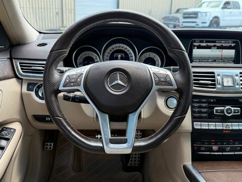 Used 2014 Mercedes-Benz E 350 Sedan image 8