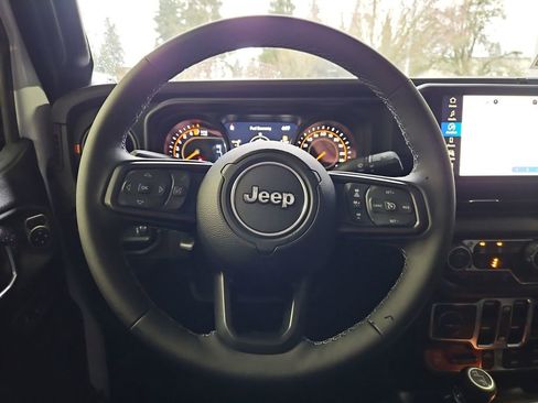 New 2026 Jeep Gladiator Mojave image 14