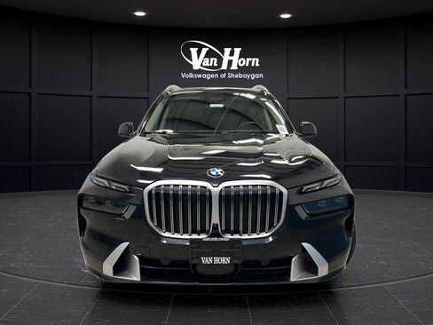Used 2023 BMW X7 xDrive40i AWD/4WD image 2