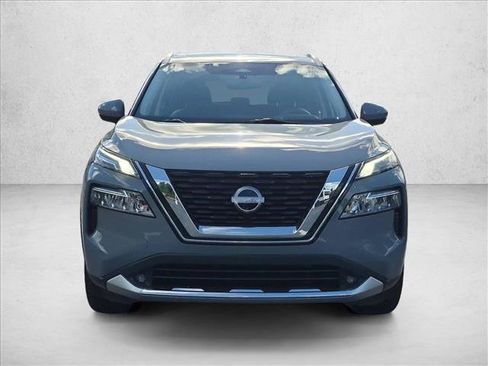 Used 2022 Nissan Rogue Platinum w/ Head-Up Display Package AWD/4WD image 2