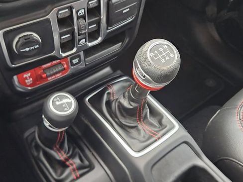 Used 2019 Jeep Wrangler Unlimited Rubicon AWD/4WD image 21