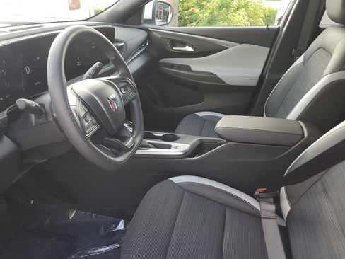 Certified 2024 Buick Envista Preferred w/ Advanced Safety Package FWD image 22