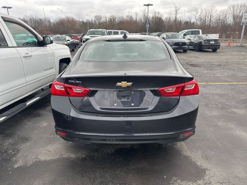 Used 2022 Chevrolet Malibu LS image 4
