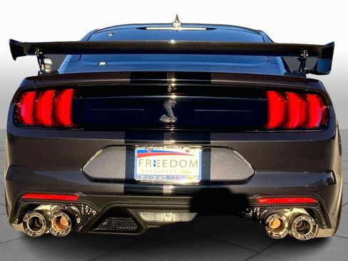 Used 2022 Ford Mustang Shelby GT500 w/ Carbon Fiber Track Pack image 4