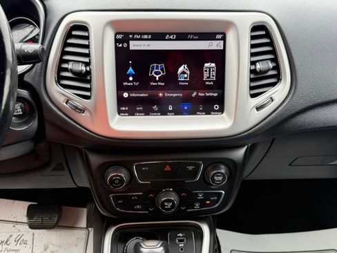 Used 2021 Jeep Compass Latitude w/ Sun and Sound Group AWD/4WD image 22