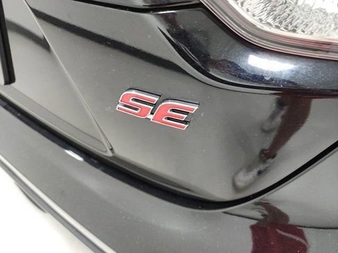 Used 2023 Toyota Corolla SE FWD image 12