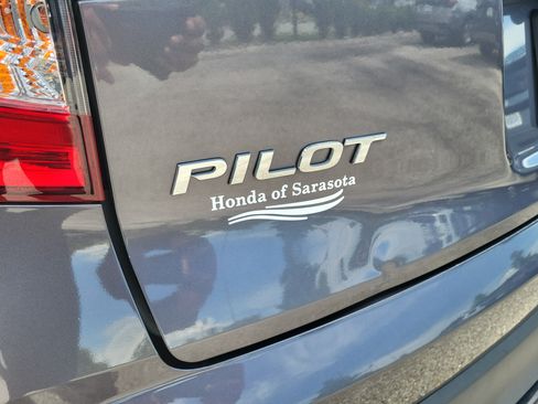 Used 2022 Honda Pilot Special Edition image 13