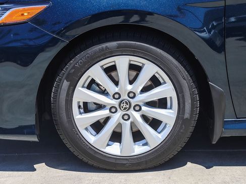 Certified 2020 Toyota Camry LE FWD image 10