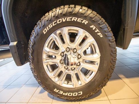 Used 2022 GMC Sierra 3500 Denali w/ Denali Ultimate Package image 27