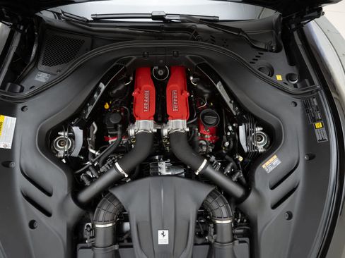 Certified 2025 Ferrari Roma Spider image 29