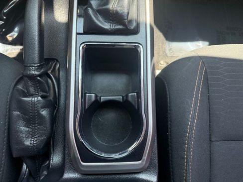 Used 2018 Toyota Tacoma SR5 AWD/4WD image 21