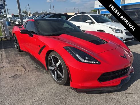 Used 2015 Chevrolet Corvette Stingray Coupe RWD image 1
