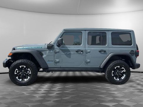 Used 2025 Jeep Wrangler Unlimited Rubicon 4xe w/ Convenience Group image 5