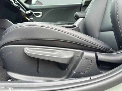 New 2026 Kia K4 EX FWD image 24