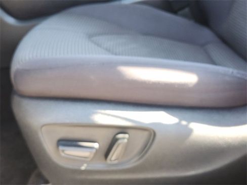 Certified 2024 Toyota Highlander LE image 18