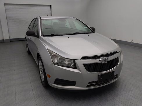 Used 2014 Chevrolet Cruze LS image 14