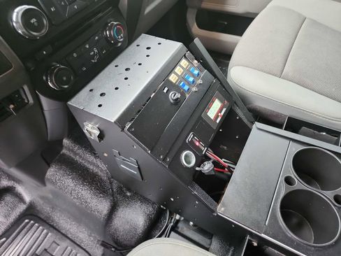 Used 2018 Ford F250 XL w/ Power Equipment Group RWD image 28