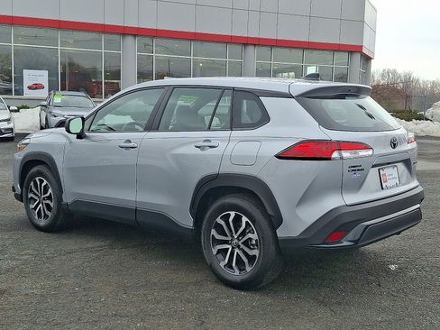 Certified 2025 Toyota Corolla Cross AWD Hybrid image 5