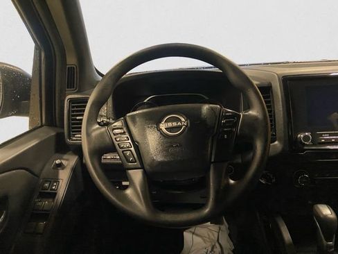 Certified 2023 Nissan Frontier SV w/ Midnight Edition Package image 12