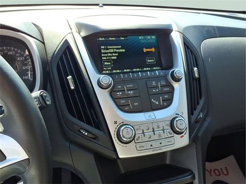 Used 2017 Chevrolet Equinox Premier w/ Enhanced Convenience Package image 18