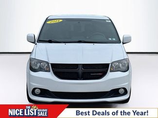 Used 2014 Dodge Grand Caravan SXT video 2